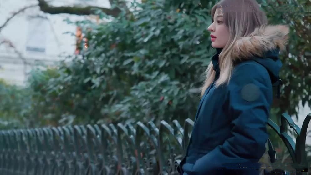 AI换脸姐妹花!迪丽热巴x古力娜扎趁老公出差互舔蜜穴,欲火焚身磨豆腐高潮喷水!