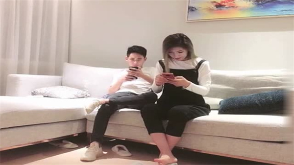 03年纯天然学生妹!太子探花校内激情调教高素质嫩妹